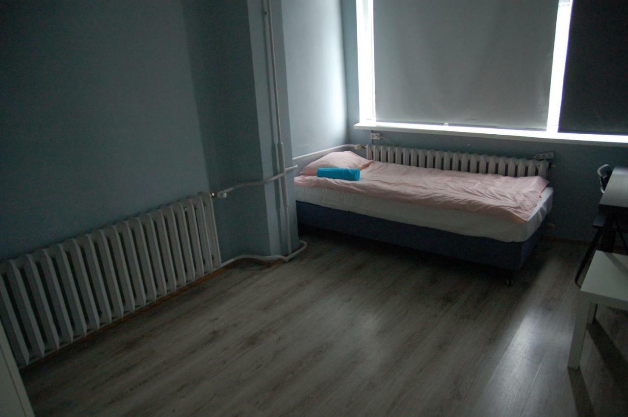 Hostel Family Erasmus Center Warschau Buitenkant foto