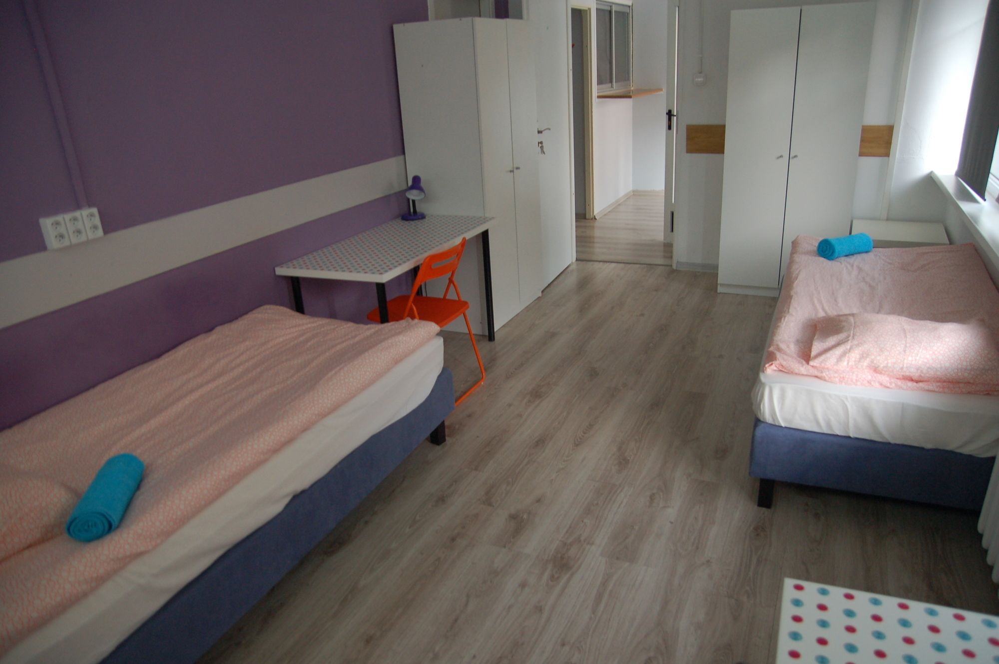 Hostel Family Erasmus Center Warschau Buitenkant foto